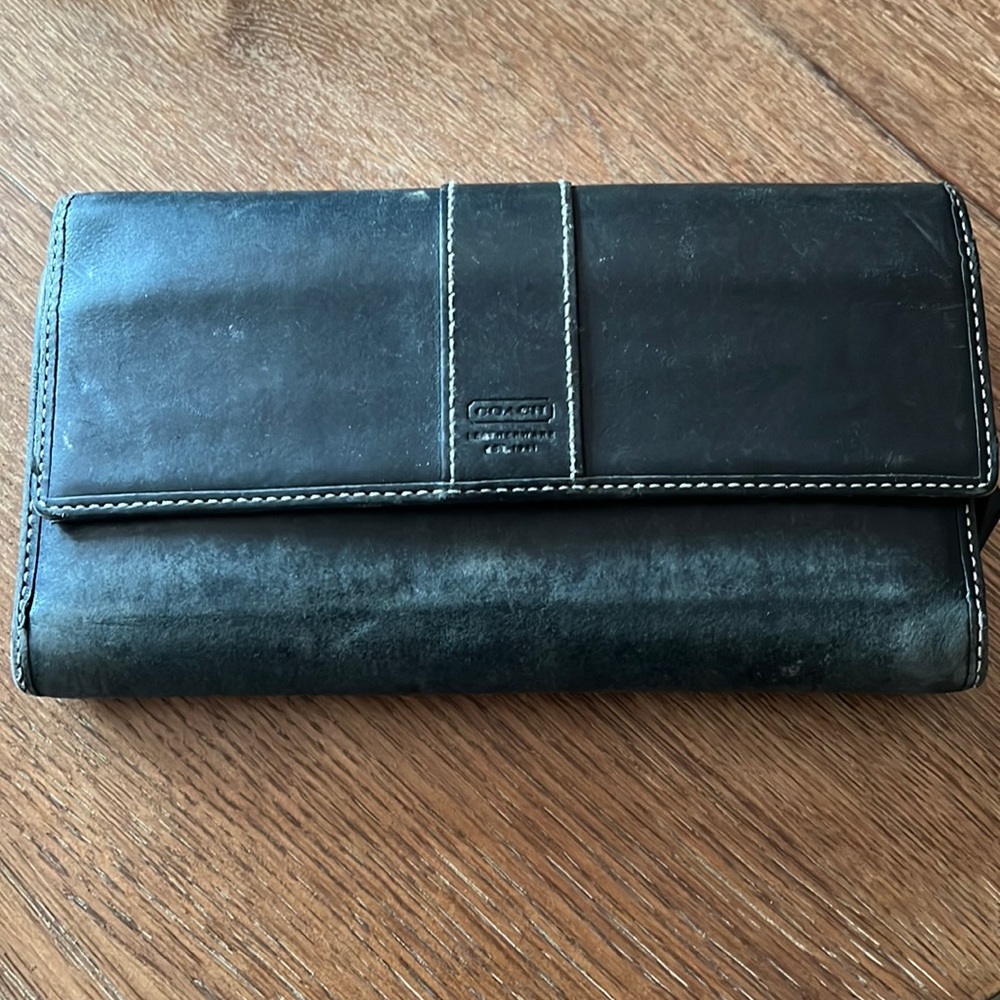 Womens Coach wallet
